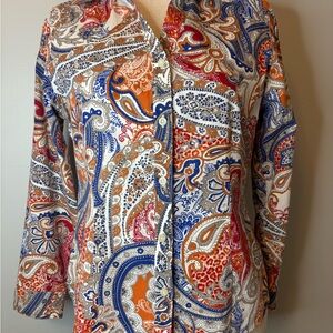 Chico's Multicolor Paisley Button-Front Blouse
Wrinkle Resistant